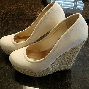 Madden girl Wedges